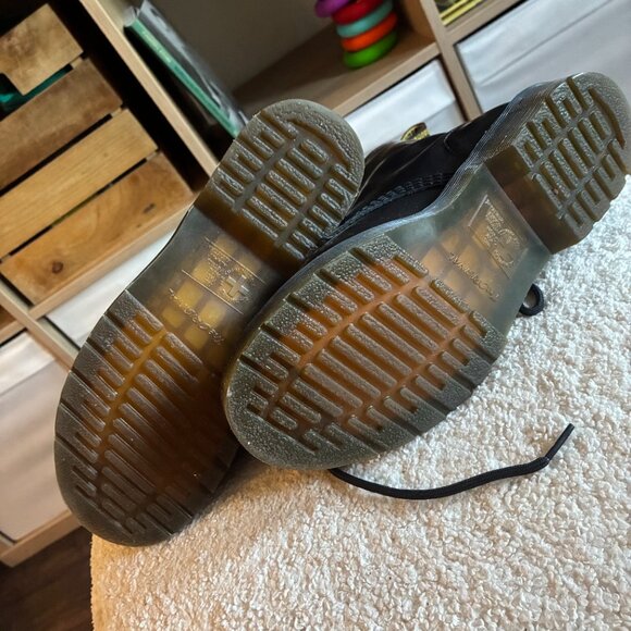 Black High Top Leather Lace Up Dr. Martens Sz 8 - Picture 2 of 6